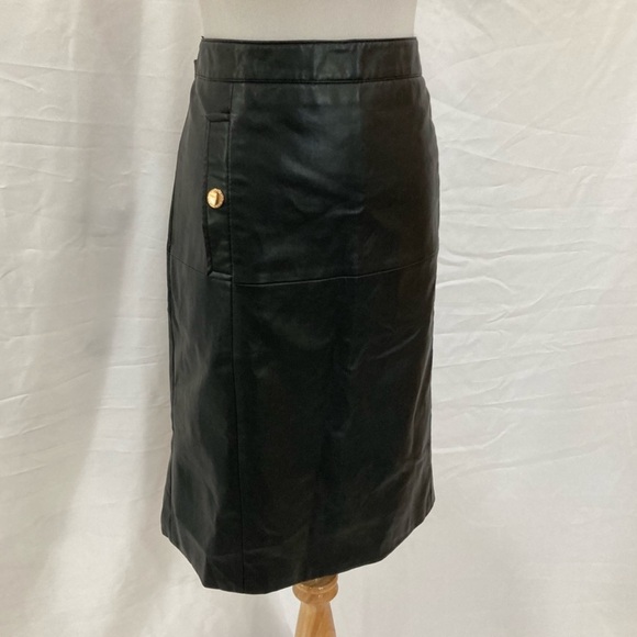 Liz Claiborne Faux Leather A Line with Gold Tone Buttons, Size 8 - Picture 2 of 6